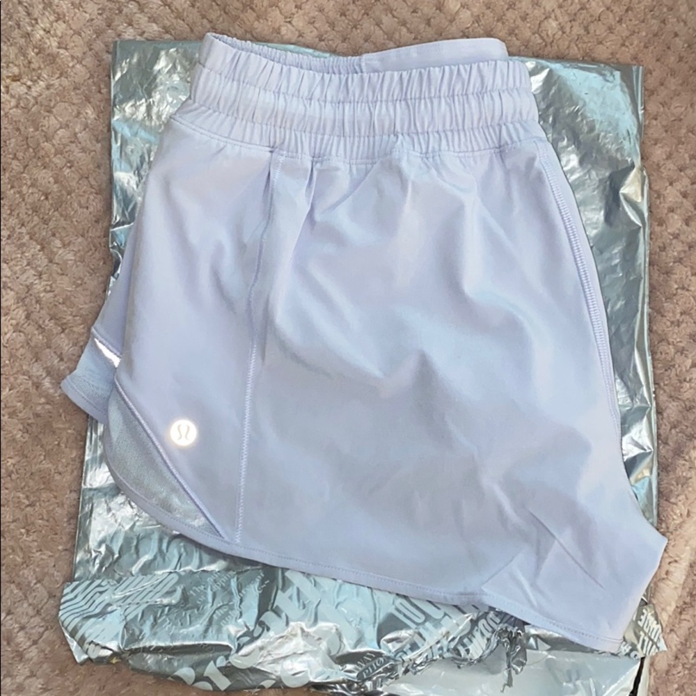 Lululemon Hotty Hot shorts